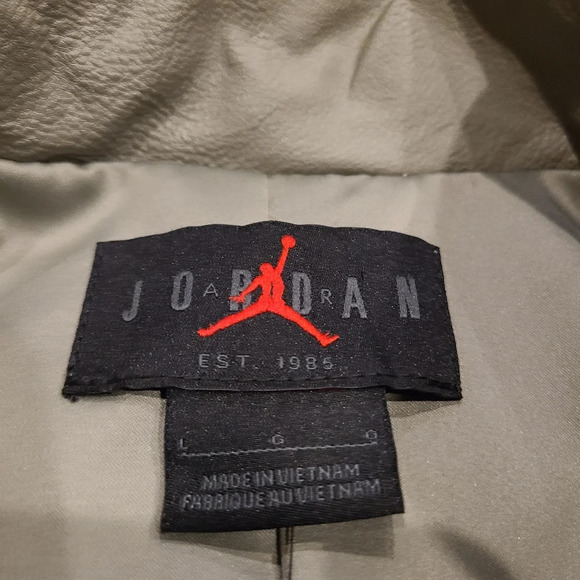 NWT Jordan Faux Leather Women's Jacket Size L zip - Picture 10 of 16